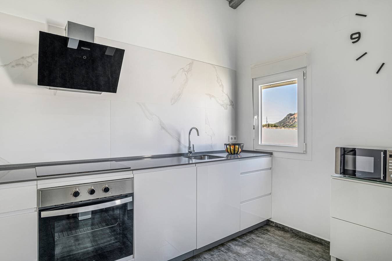 Foto 8 von 27: Ferienhaus 'Casa El Trebol' mit beheiztem Pool, WLAN und Klimaanlage