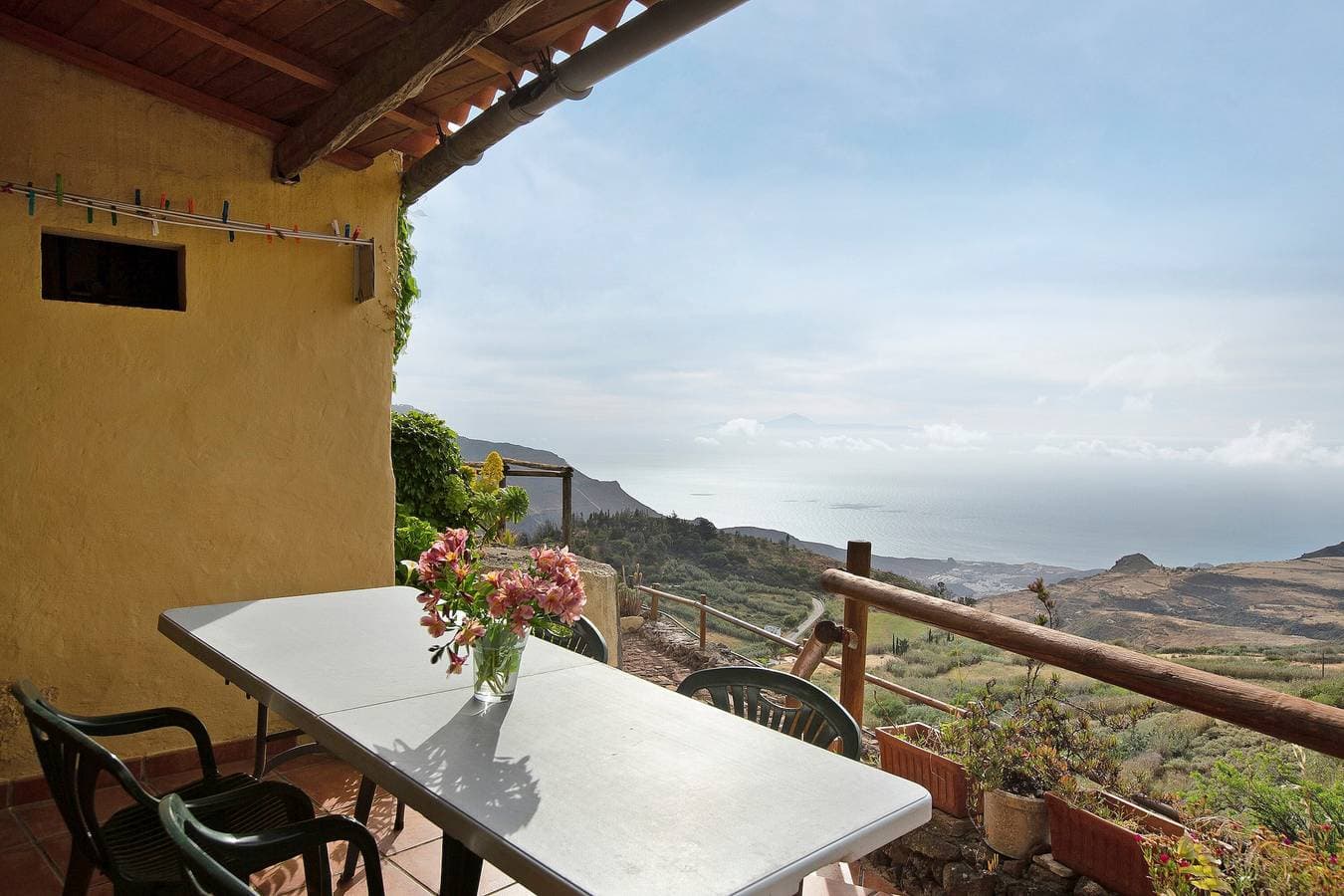 Foto 2 von 24: Ferienhaus 'Mirador de la Abuela' mit Meerblick, 2 Terrassen und WLAN
