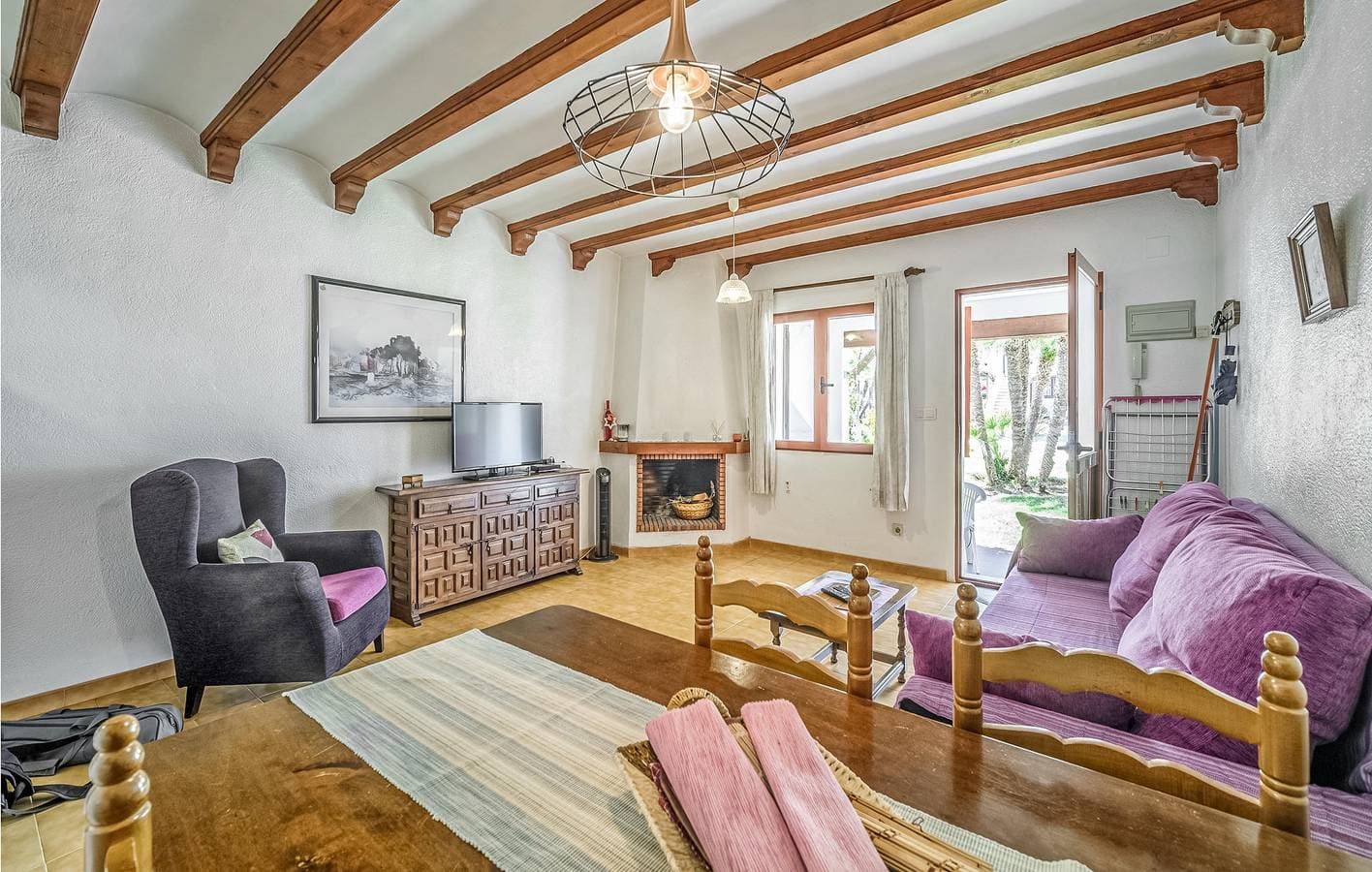 Foto 3 von 21: 400m zum Strand: Wohnung mit TV, AC, Pool & Terrasse