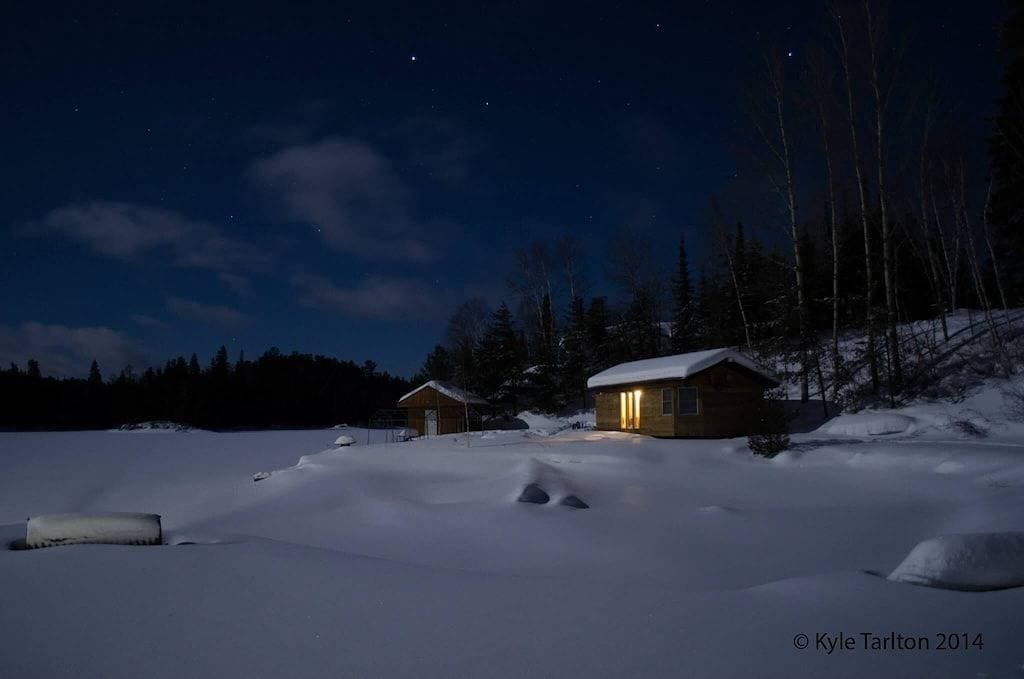 Clean Romantic Cabin<br>Lakeside Sauna/Tub and Fire Pit 1