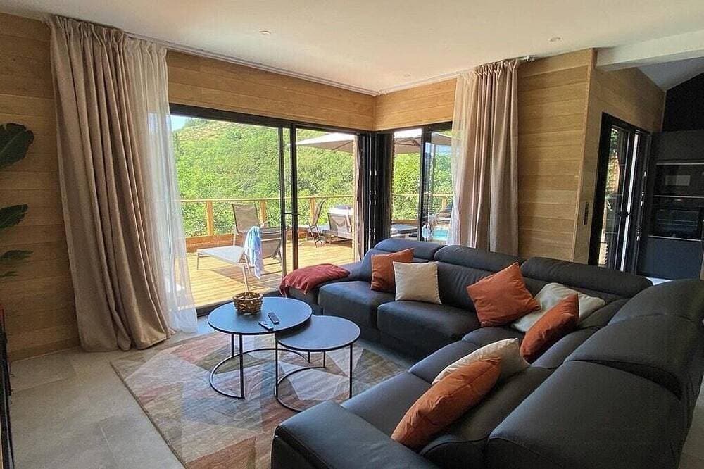 Foto 13 von 26: Moderne Villa mit Blick auf den Mont Lozère