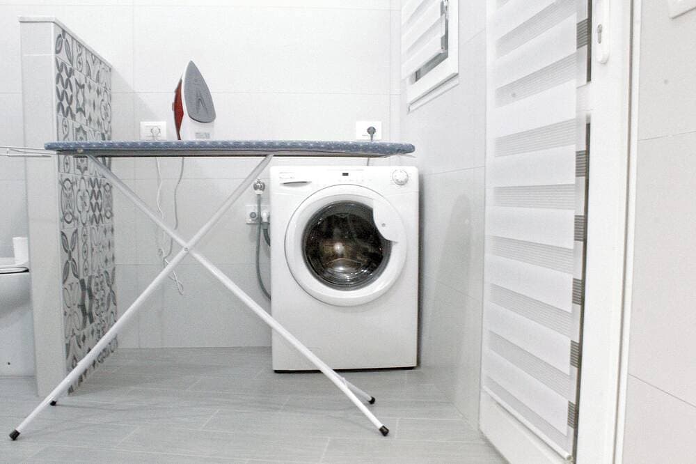 Foto 12 von 19: Cozy studio with a private sky-lit courtyard, near transport and local amenities