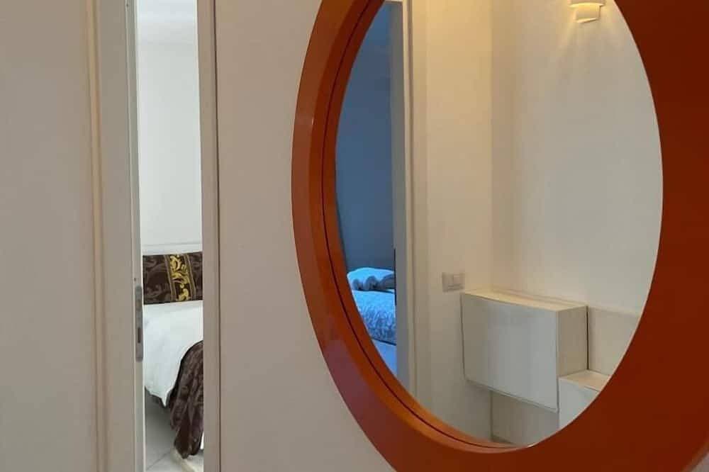 Foto 8 von 30: Villa Luigi_Poggio dei Pini: Unterkunft in einer Villa mit Parkplatz und Wallbox