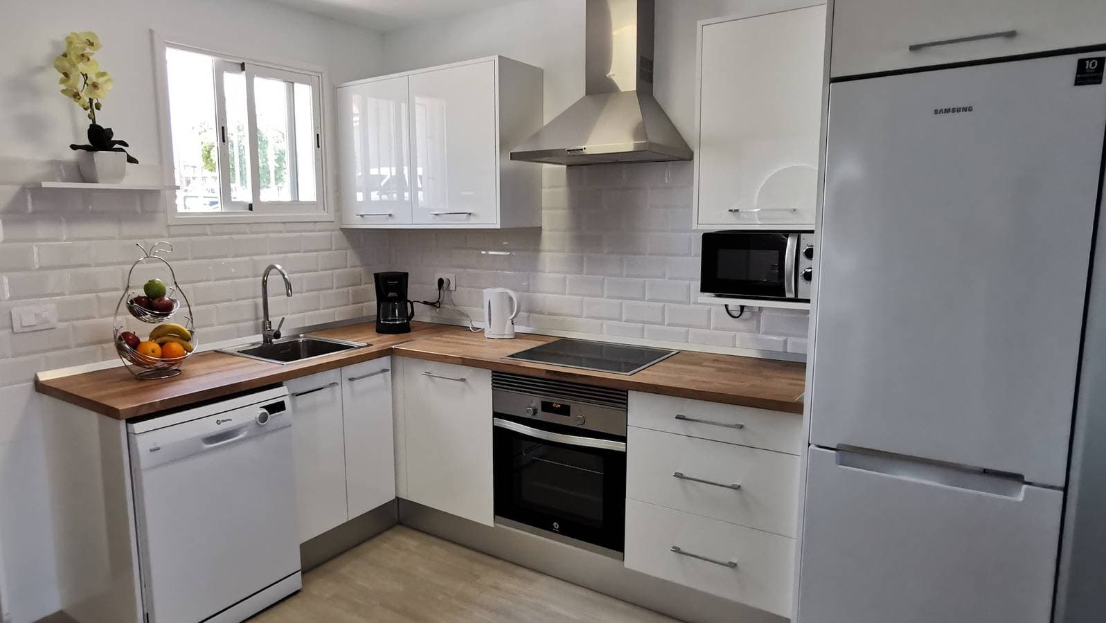 Foto 12 von 36: Villa für 4 Personen mit Balkon