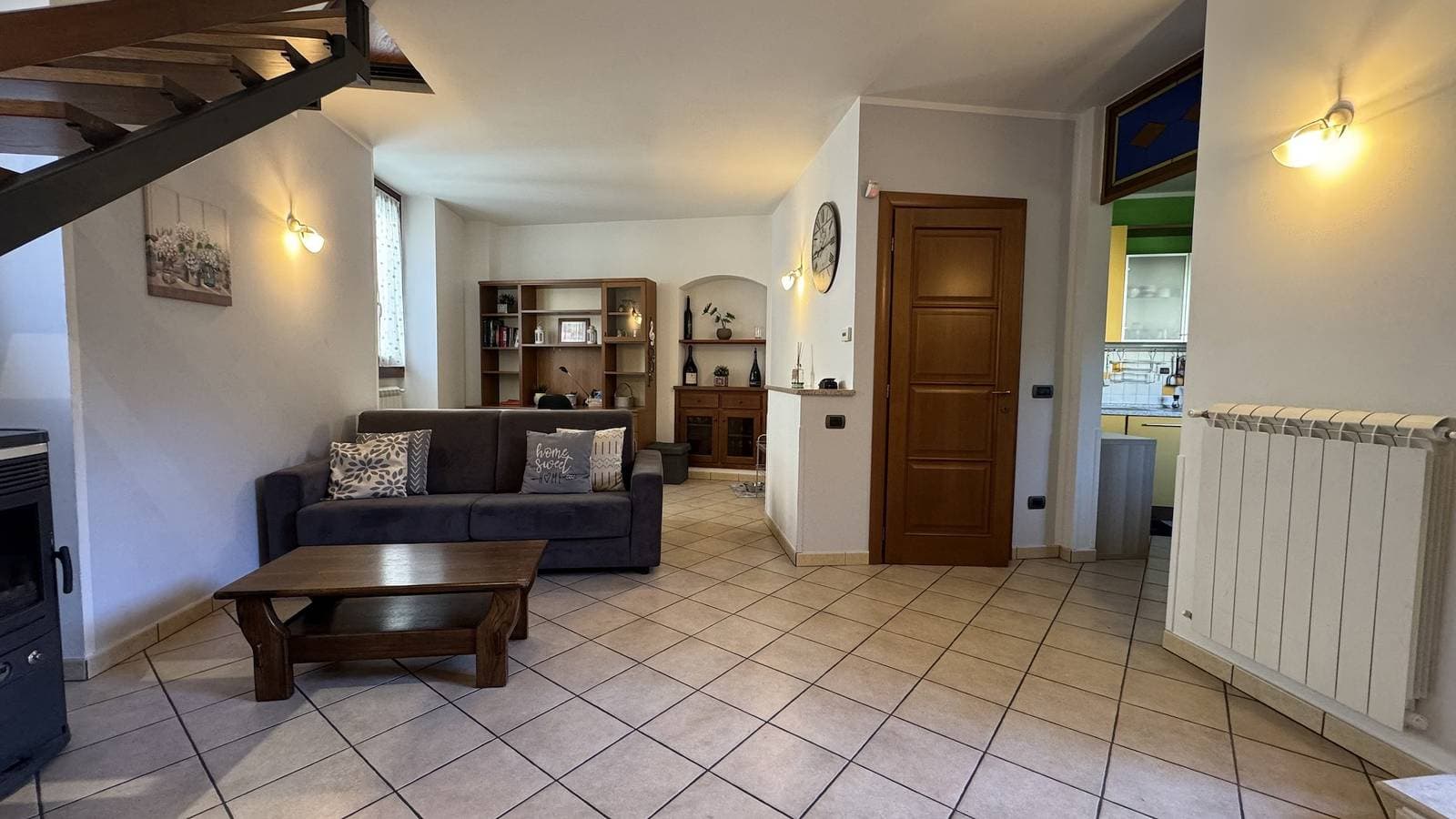 Foto 2 von 31: Ferienwohnung für 5 Personen mit Garten