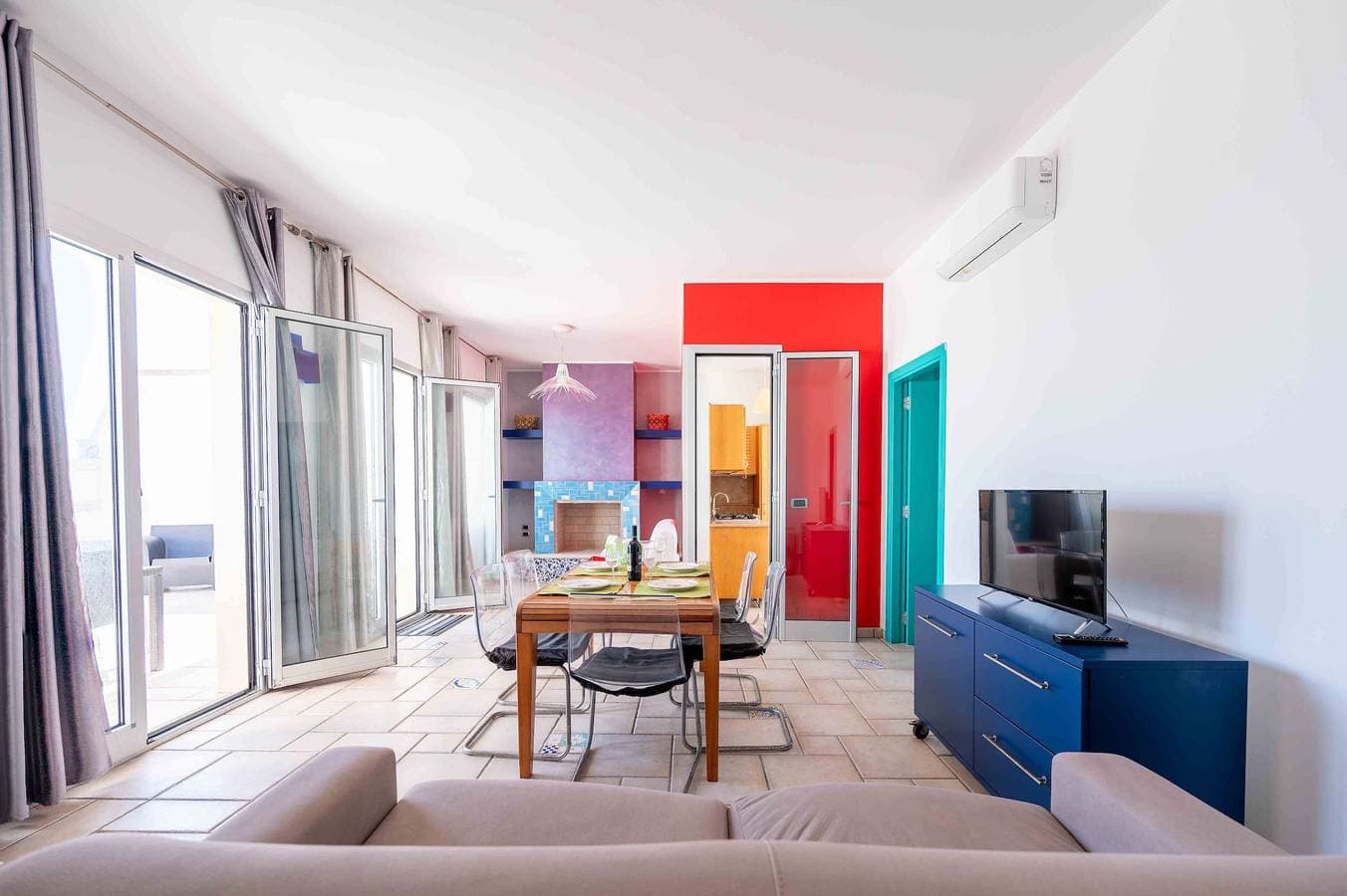 Foto 6 von 31: Apartment 'Terrazza Sul Mare' mit Meerblick, privater Terrasse und Klimaanlage