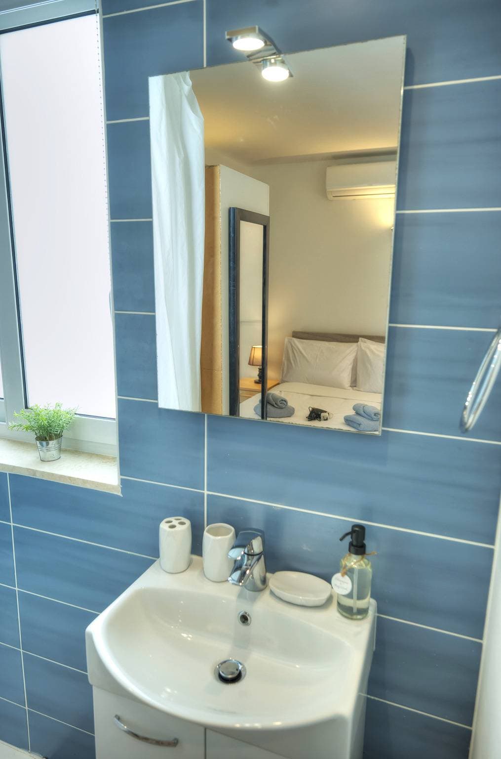 Foto 13 von 34: Ferienwohnung für 2 Personen mit Terrasse