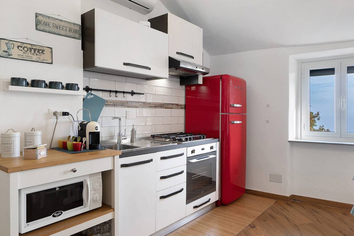 Foto 13 von 40: Apartment „Bedliving Nel Blu“ mit Meerblick, WLAN und Klimaanlage