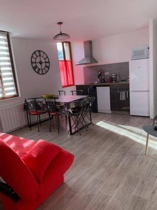 Foto 4 von 13: One-Bedroom Apartment