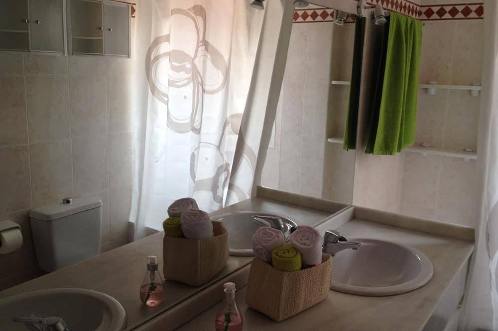 Foto 7 von 30: Wohnung, 100 m zum Meer, hell+geräumig, komplett ausgestattet, Klimaanlage, WLAN