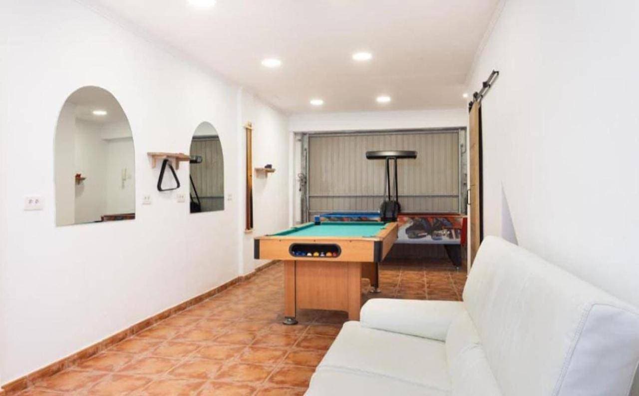 Foto 6 von 39: Four-Bedroom House