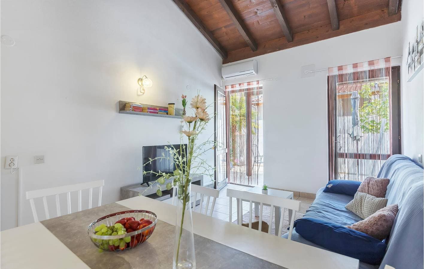 Foto 6 von 30: Gemütliche Ferienwohnung mit Terrasse in der Nähe eines FKK-Strandes – Parkplatz und WLAN inklusive