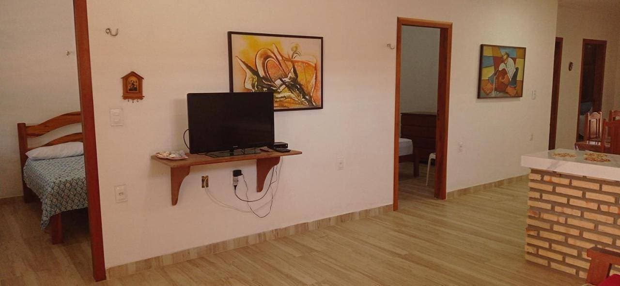 Foto 4 von 5: Three-Bedroom House