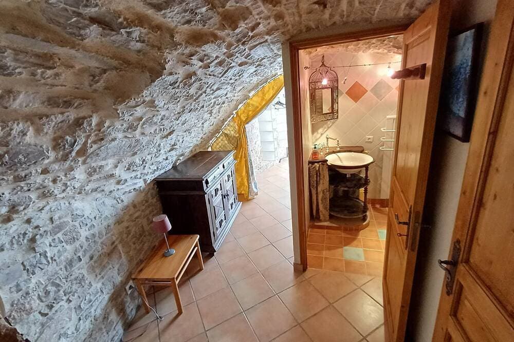 Foto 7 von 30: La Bergerie, Gîte de France, private heated pool.