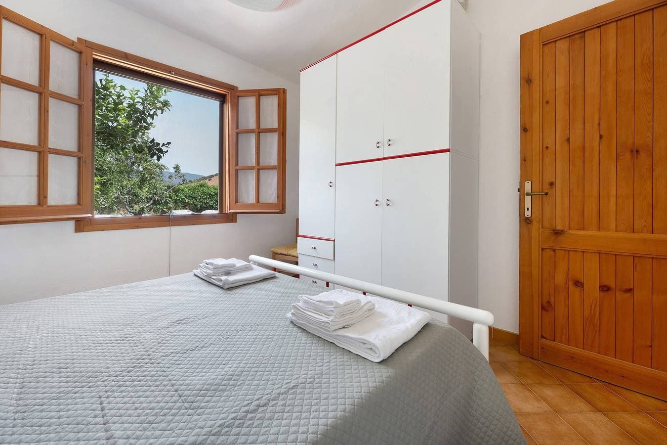 Foto 10 von 24: Villa Nino – Unabhängige Villa nahe dem Meer von Solanas mit Garten und Komfort
