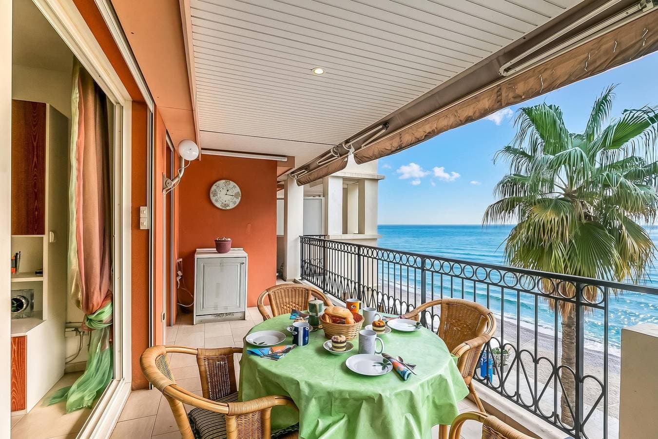 Admiral Plaza Sea View 1