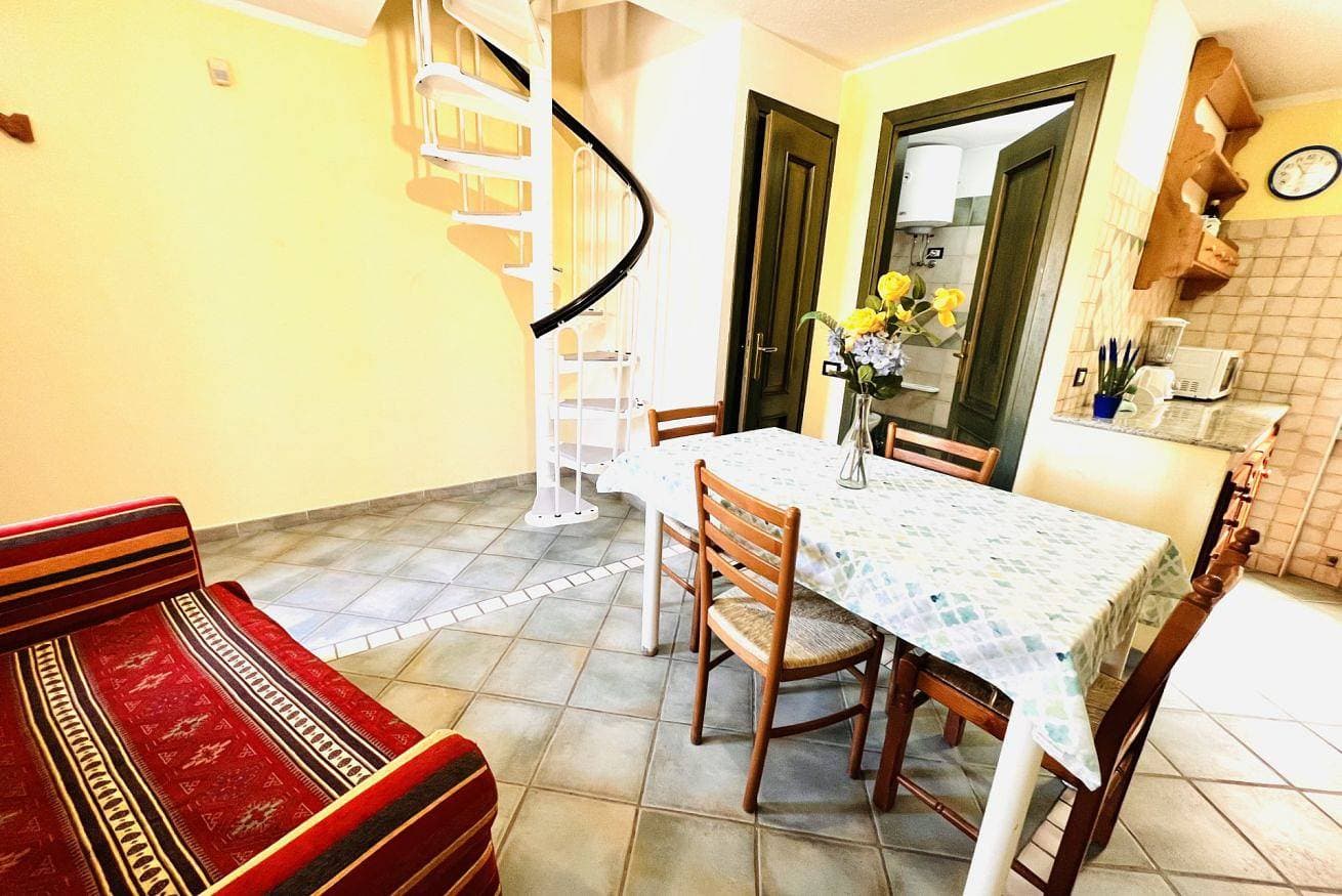 Foto 5 von 54: Ferienwohnung für 8 Personen mit Garten