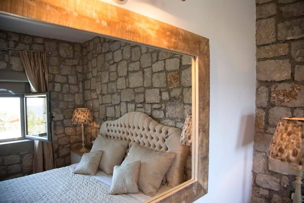 Foto 4 von 20: Villa Althea - Privater beheizter Pool, WLAN und Klimaanlage