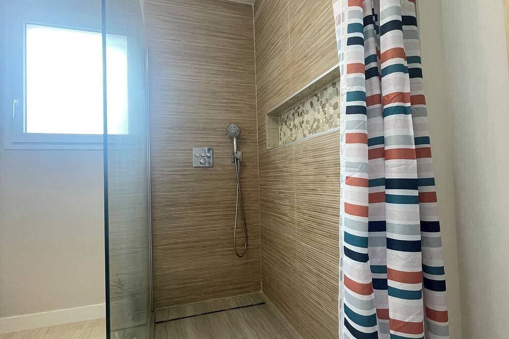 Foto 5 von 30: Villa with heated pool