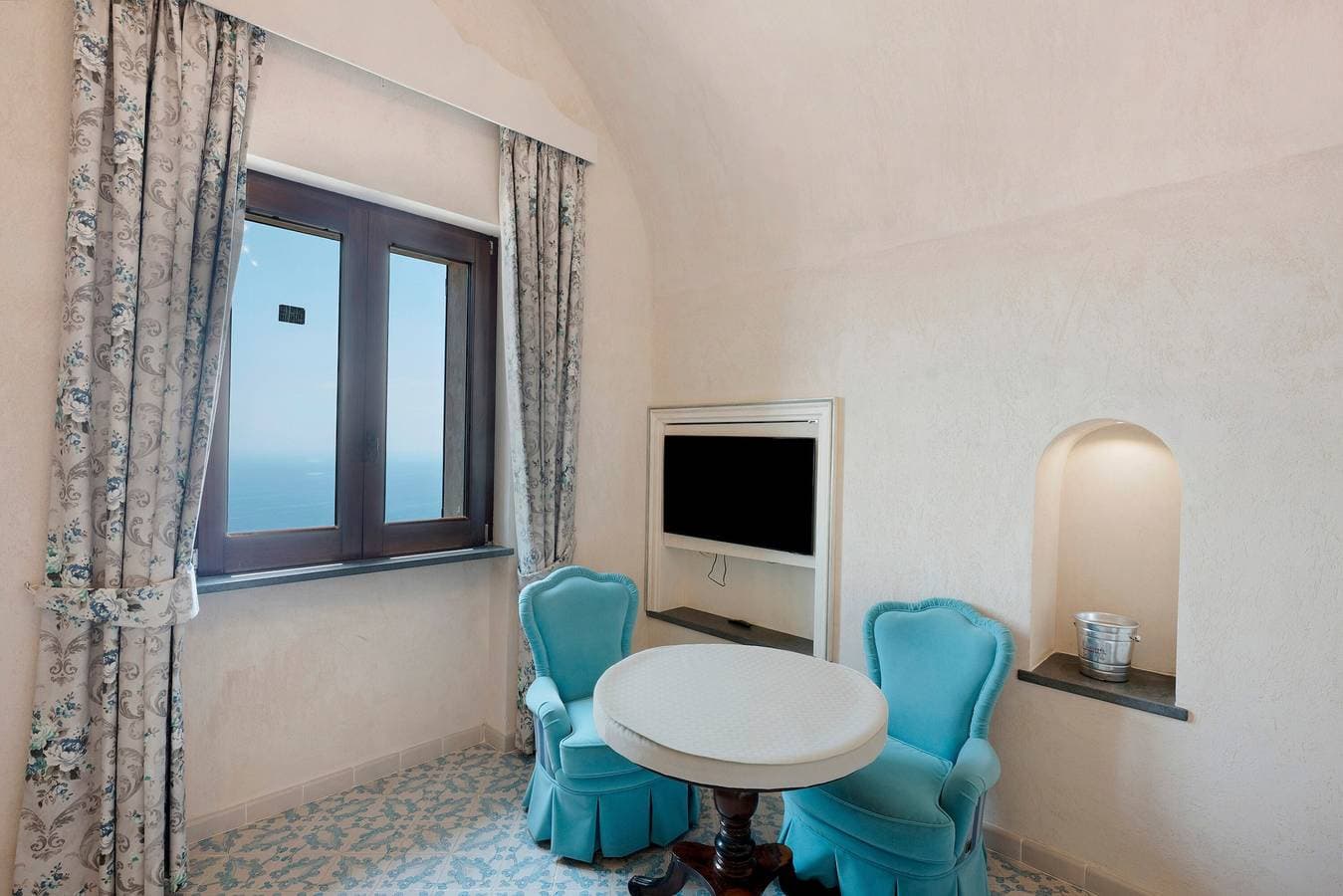 Foto 11 von 20: Ferienhaus 'Dimora Elegante In Costa D'Amalfi' mit Meerblick, Wi-Fi und Klimaanlage