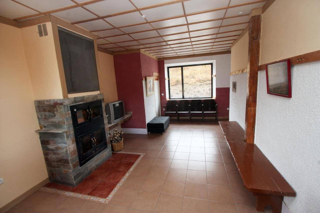 Foto 5 von 12: Four-Bedroom House