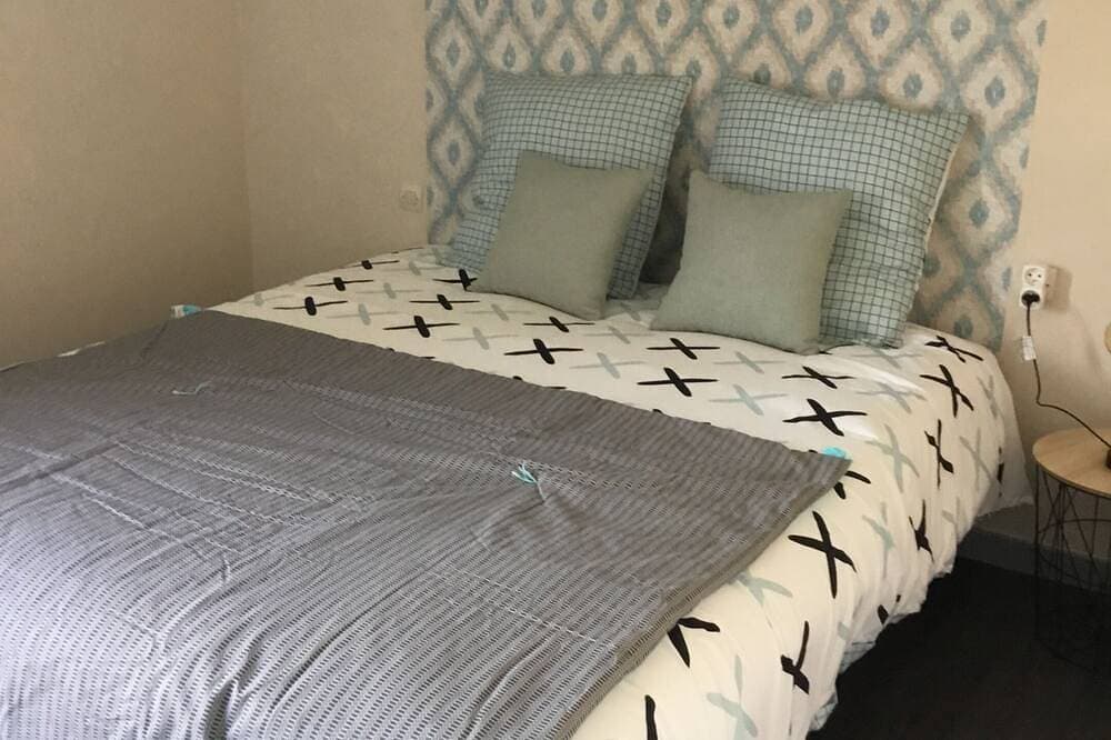 Foto 7 von 30: Apartment-Klassisch-Ensuite mit Bad-Gartenblick