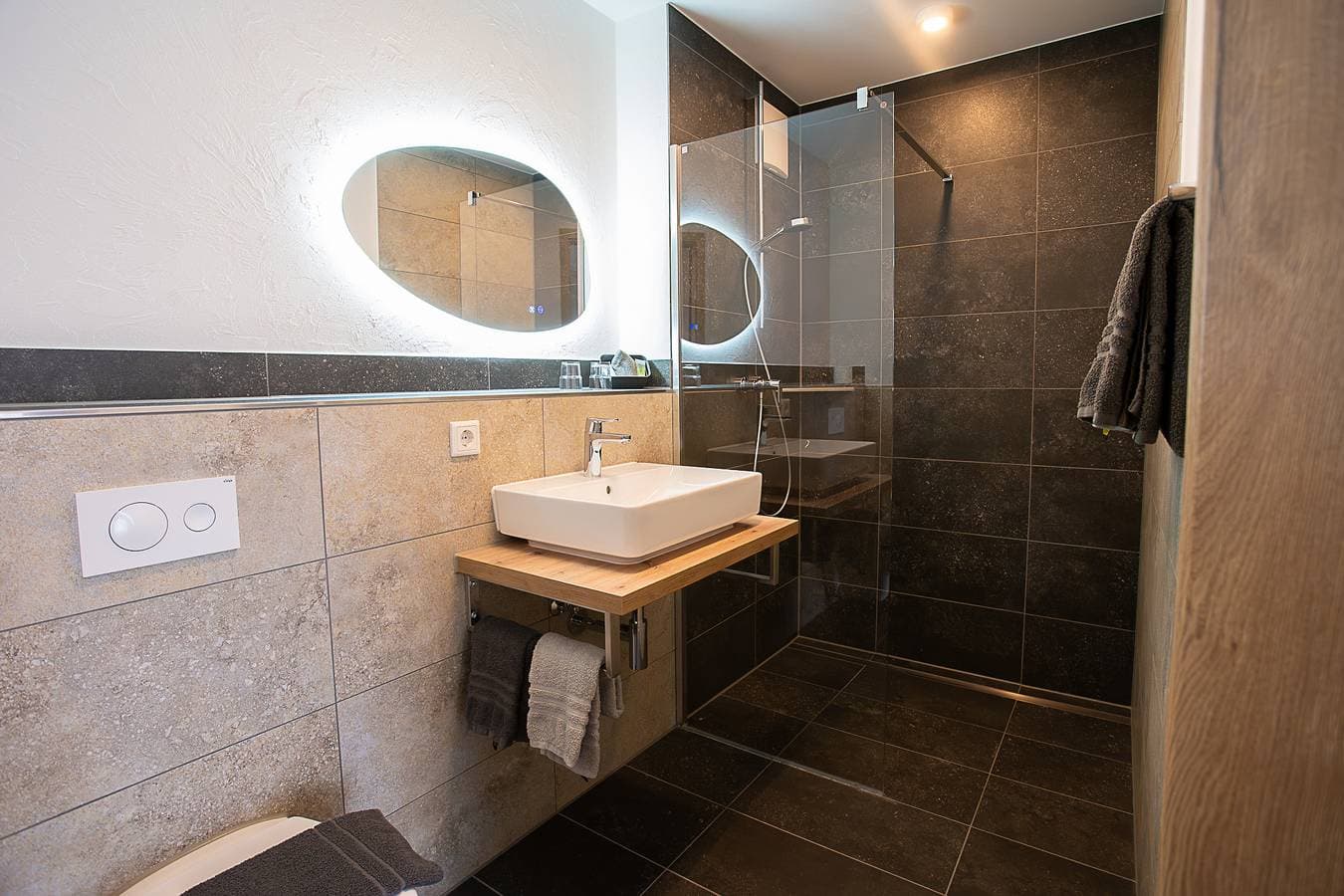 Foto 4 von 16: Hotel Garni Bergkristall Willingen - Doppelzimmer