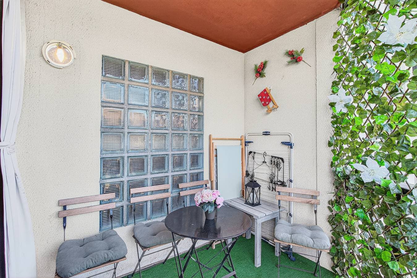 Foto 13 von 45: Appartement 'Chaleureux 4 Couchages' mit Bergblick, privater Terrasse und WLAN