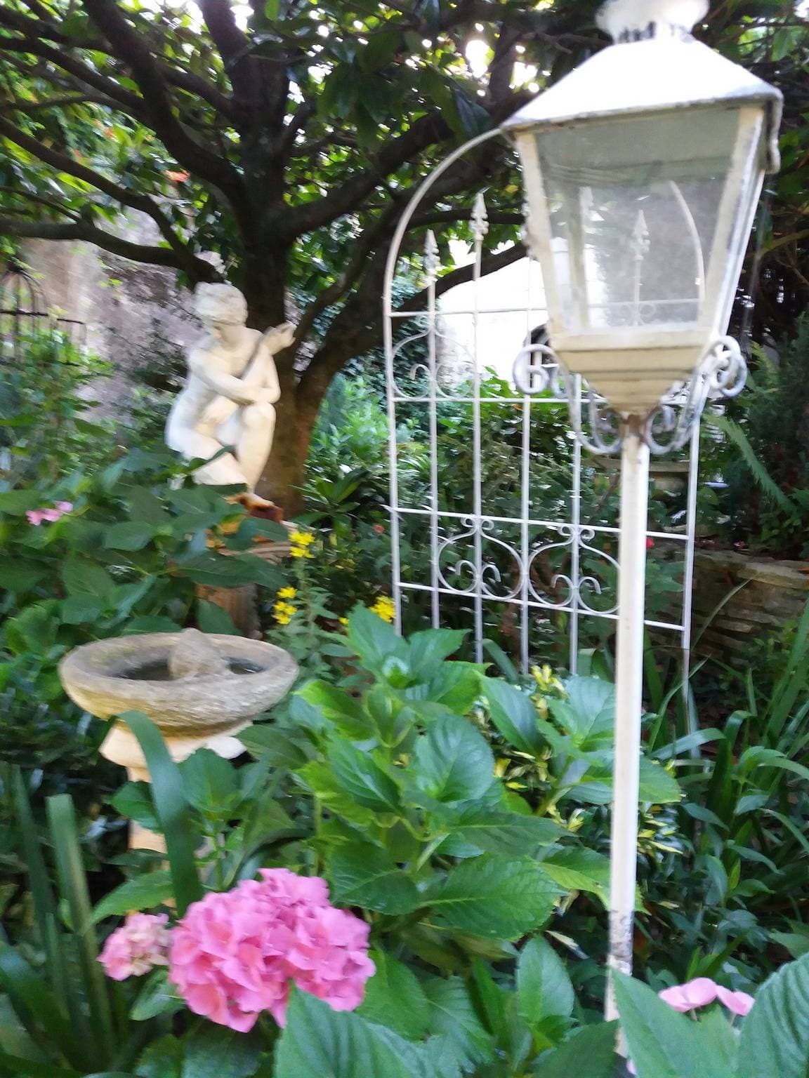 Foto 7 von 28: Gästezimmer 'Hortensia 4P' mit Gemeinschaftsgarten und WLAN