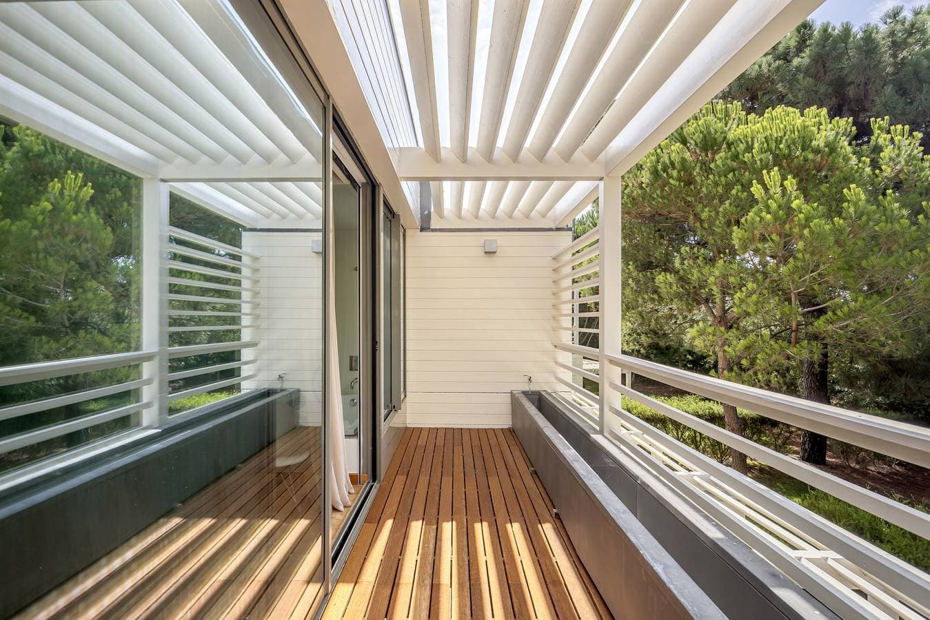 Foto 11 von 40: Villa für 4 Personen mit Balkon