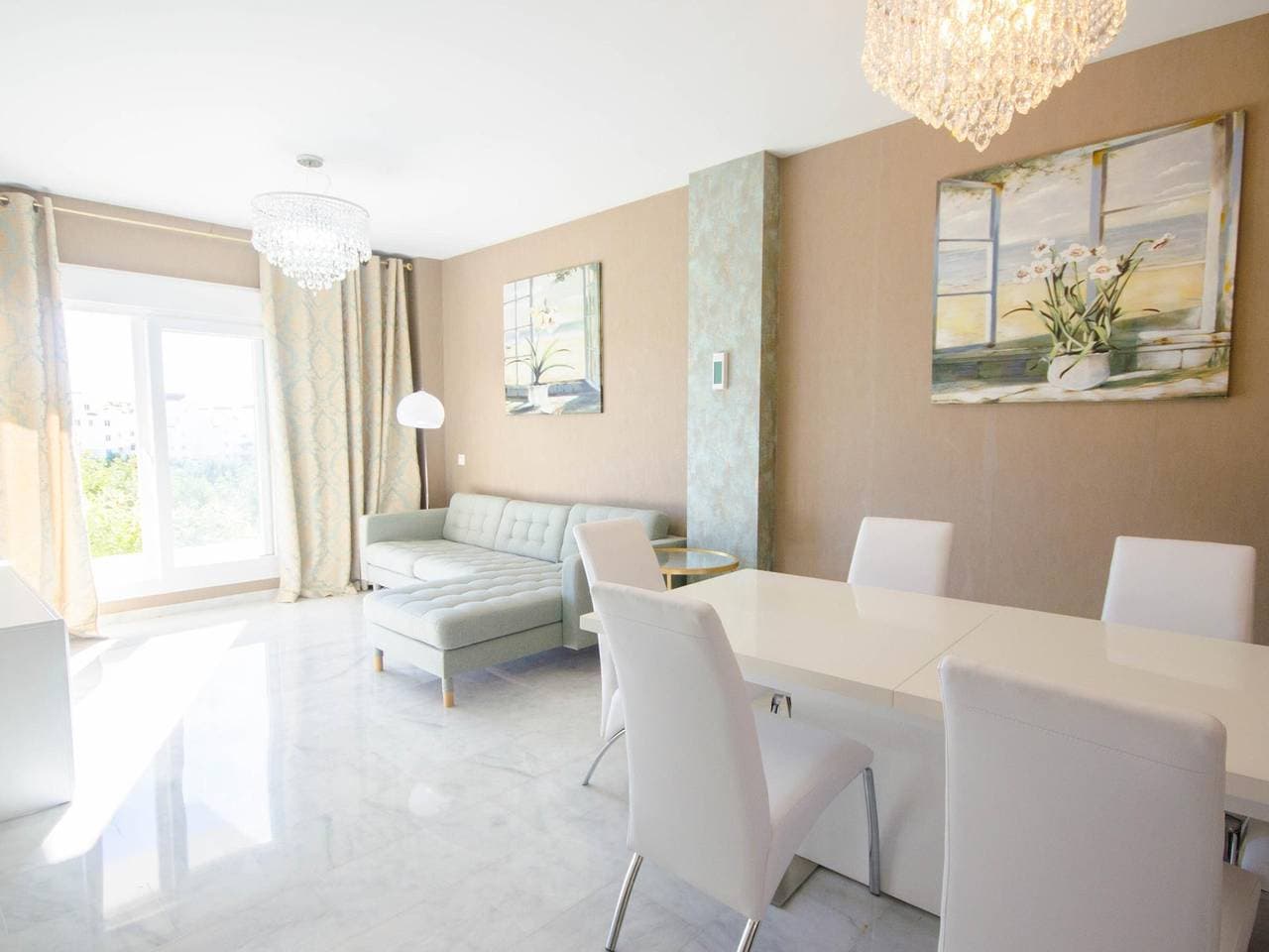 Foto 6 von 25: Luxuswohnung in Estepona mit Terrasse und Parkplatz