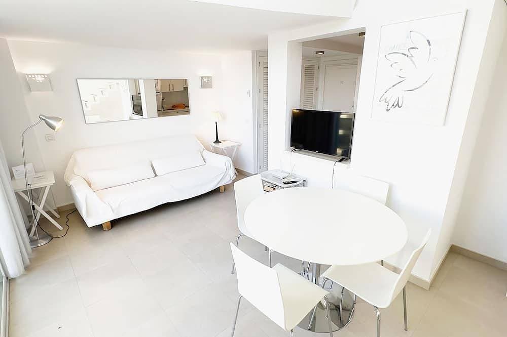 Foto 10 von 30: Skol 302 - Superb 1-Bedroom Duplex Apartment in Skol Marbella