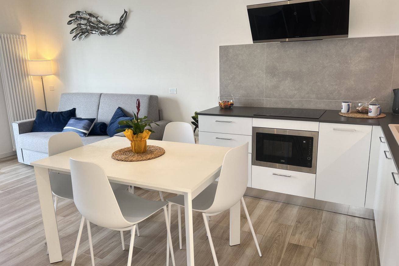 Foto 3 von 28: Ferienwohnung für 5 Personen mit Balkon/Terrasse