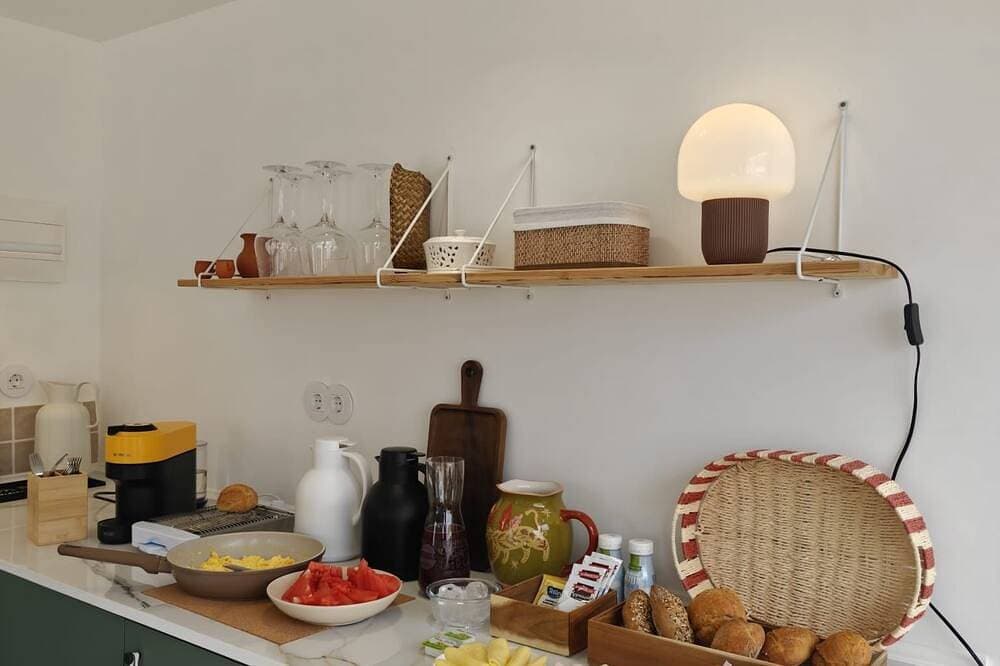 Foto 13 von 21: Ferienwohnung 'Loft Vale De Mouro' mit Bergblick, WLAN und Klimaanlage