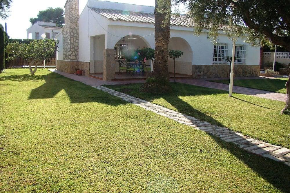 Foto 10 von 25: Villa in der Nähe des Meeres (weniger als 200 Meter) mit privatem Pool.