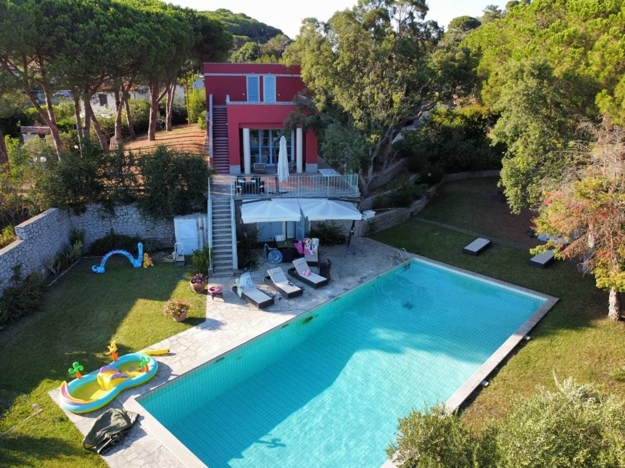 Foto 6 von 29: Villa für 5 Personen mit Garten