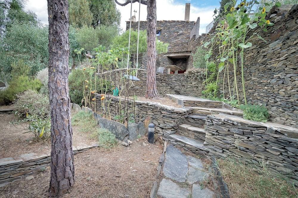 Foto 4 von 21: This Is Not Dalí's House