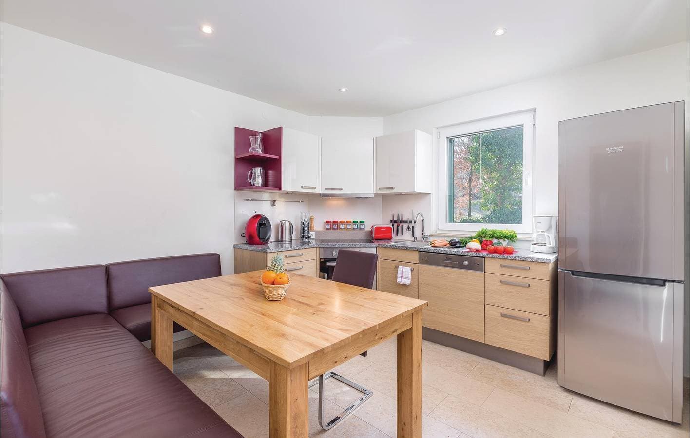 Foto 7 von 48: Geräumige 2-Zimmer-Ferienwohnung mit Pool, WLAN, Klimaanlage und Parkplatz