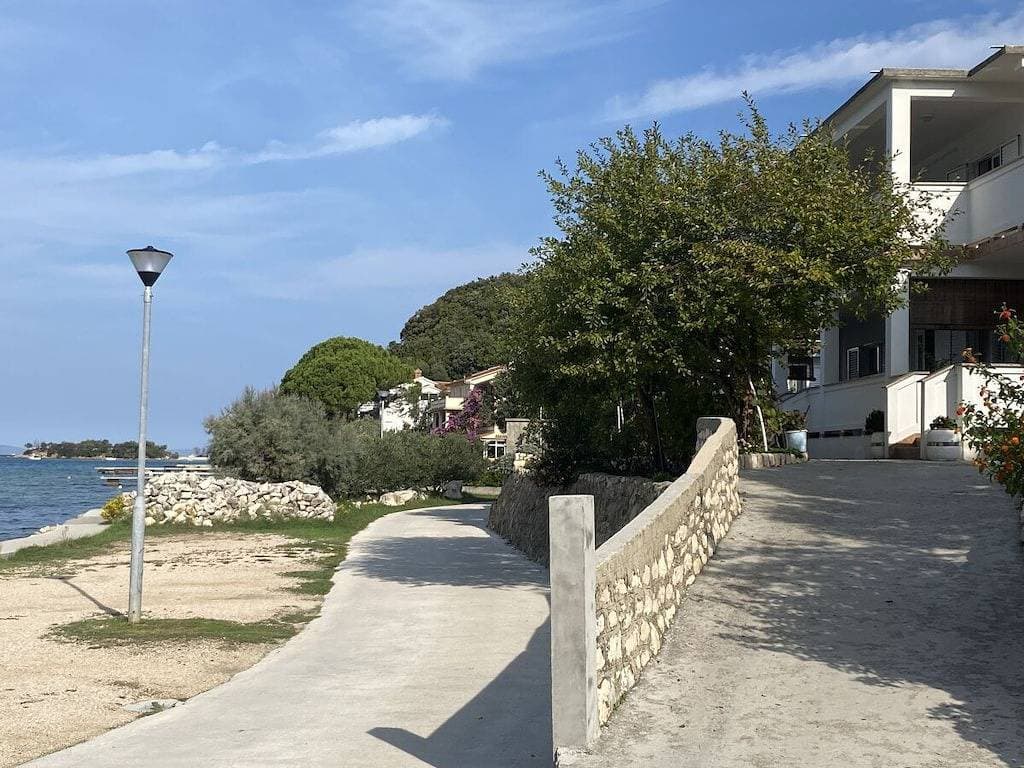 Foto 7 von 18: Miral Beach - direkt am Meer