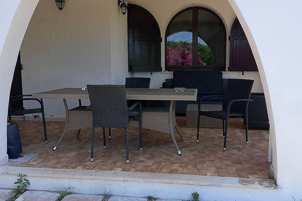 Foto 9 von 10: Villa bifamiliare con giardino  con tre camere da letto a 300 Mt dalla spiaggia