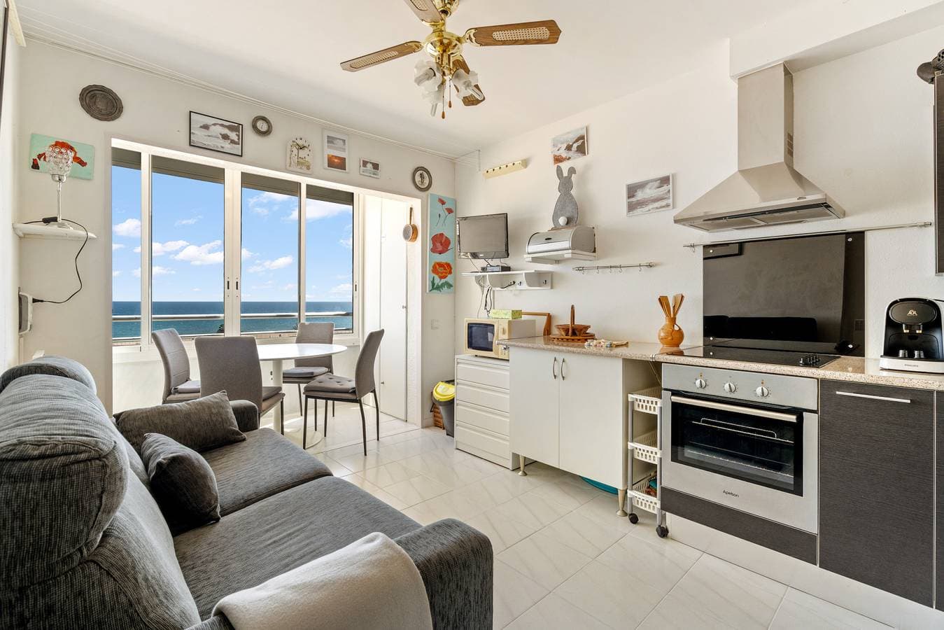 Welcs Apartamento 435 Emp  Frente al Mar 1