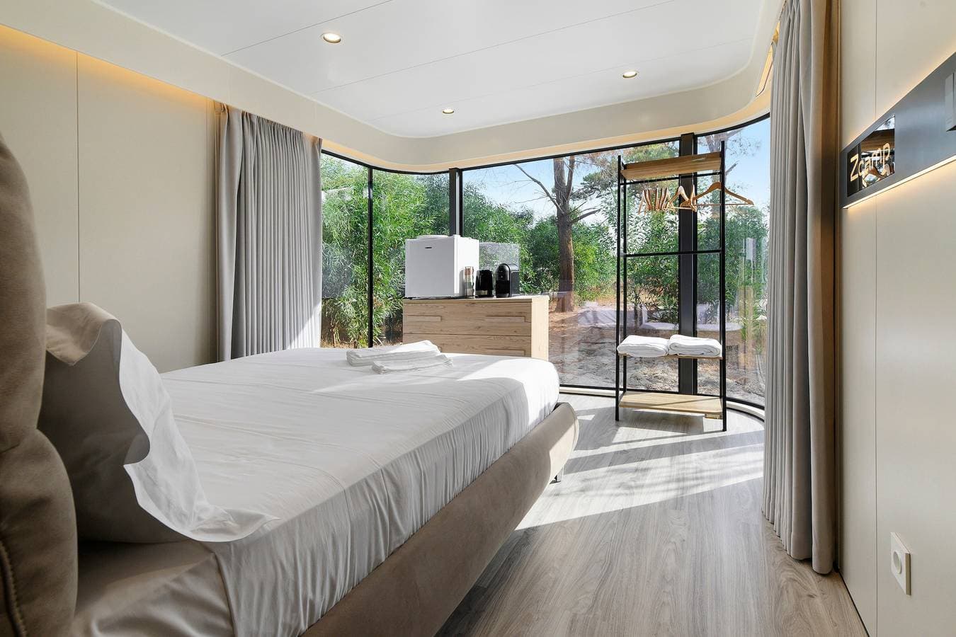 Foto 6 von 21: Gästezimmer „Futura 1 – Haus der Zukunft“ in Borgo, 50 m vom Strand entfernt