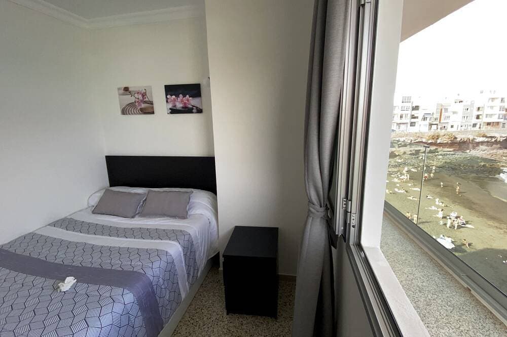 Foto 3 von 30: Schönes Apartment am Strand mit großer Terrasse zum Meer