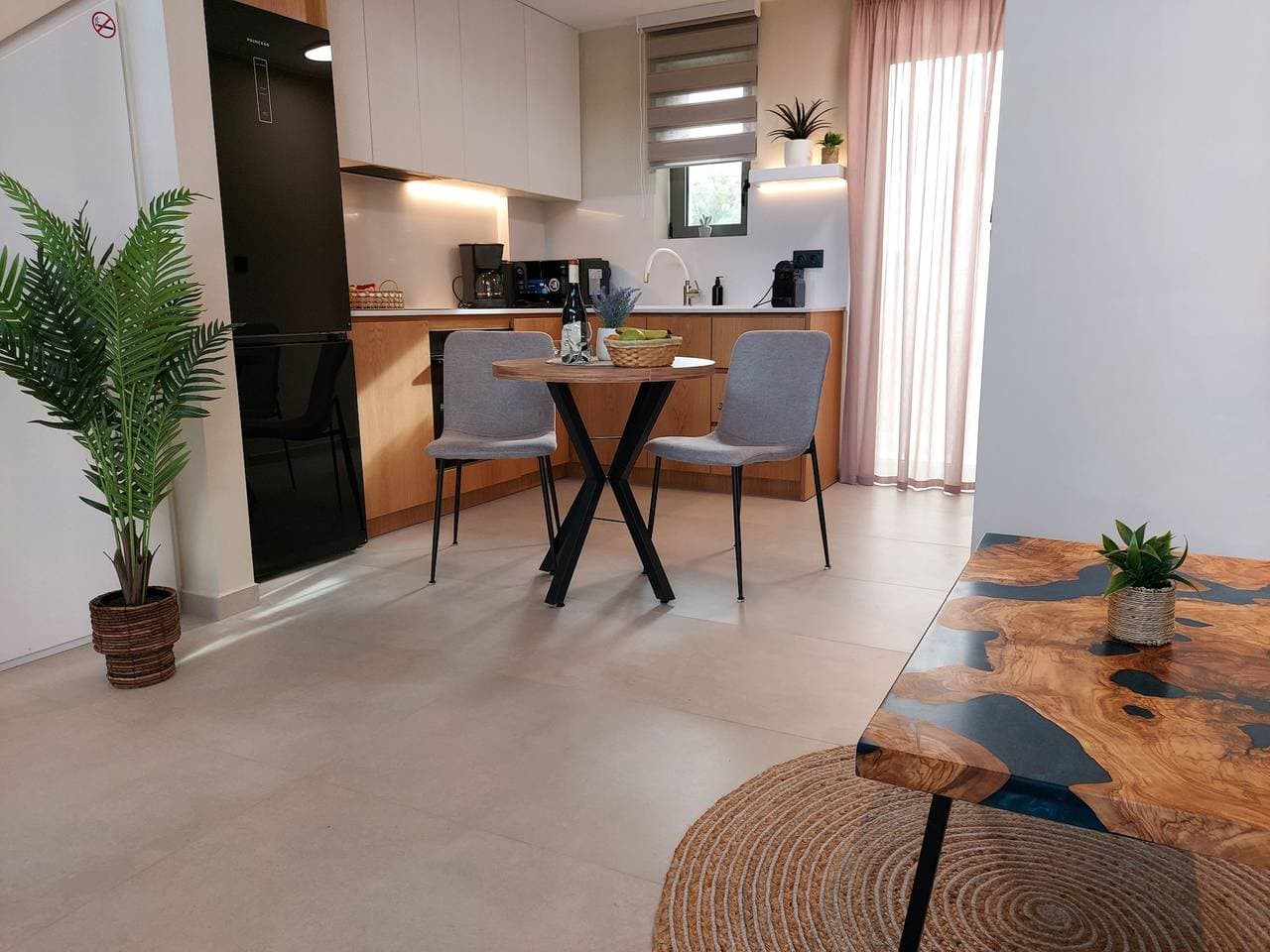 Foto 3 von 34: Ferienwohnung für 4 Personen mit Terrasse