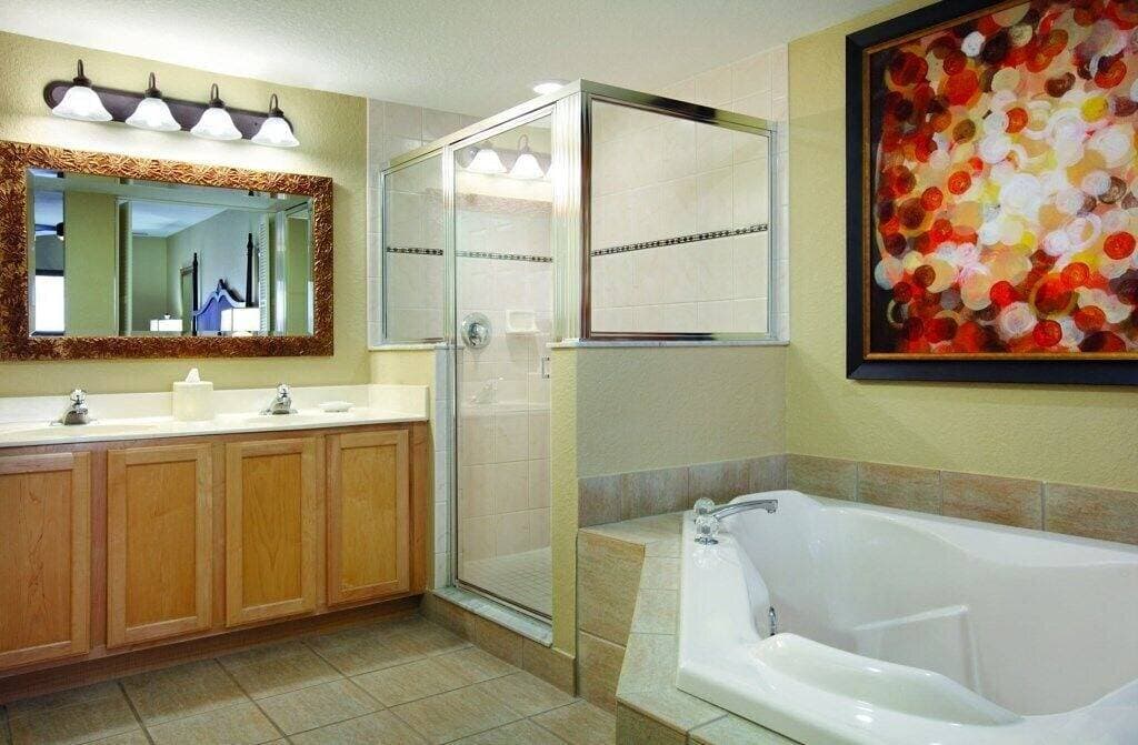 Foto 11 von 50: Pompano Beach | Couples Golf Getaway | Pool + Golf