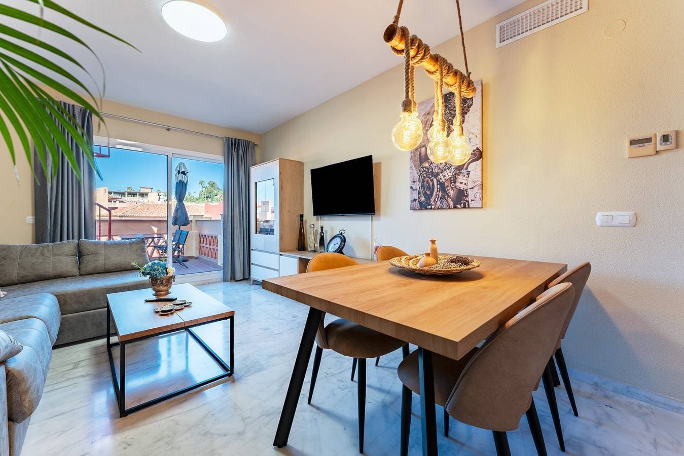 Foto 3 von 23: Ferienwohnung 'Reserva Marbella' mit Gemeinschaftspool, WLAN und Klimaanlage