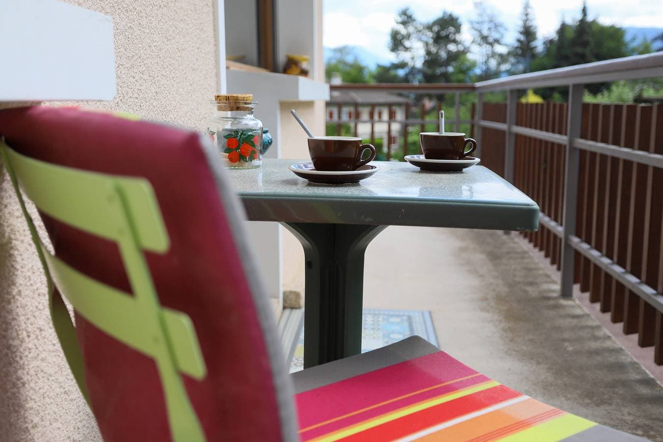 Foto 3 von 35: Le Vintage, grand appartement avec jardin proche d