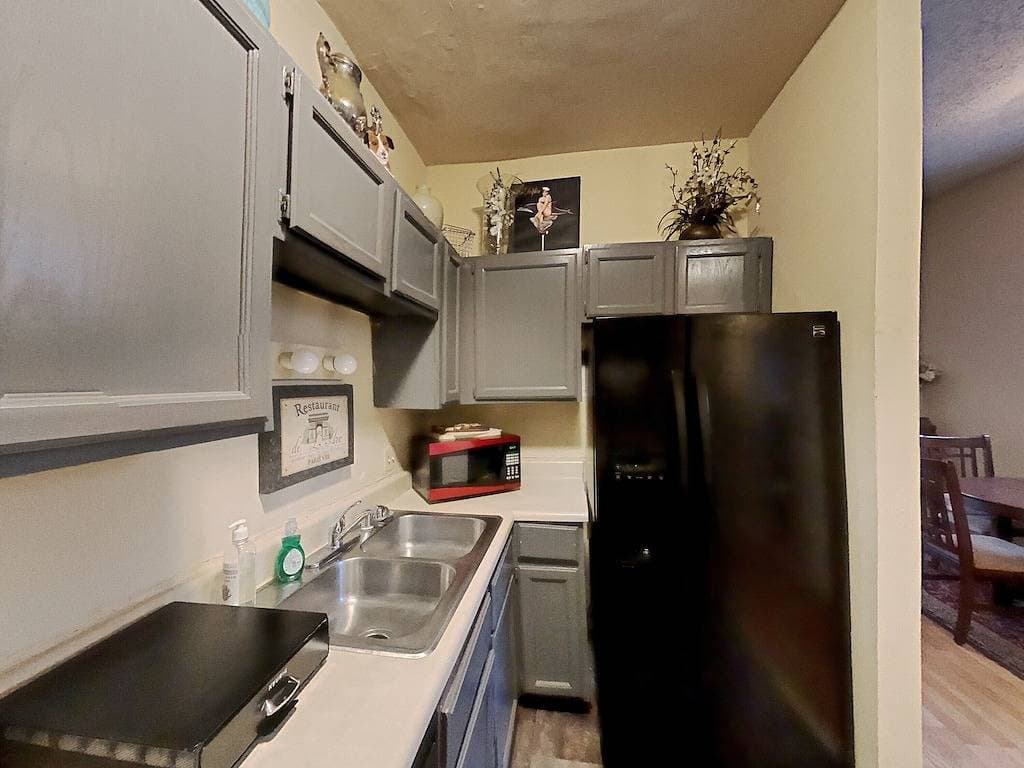 Foto 2 von 18: Amazon Alexa aktiviert Wohnung einen Block vom Park entfernt