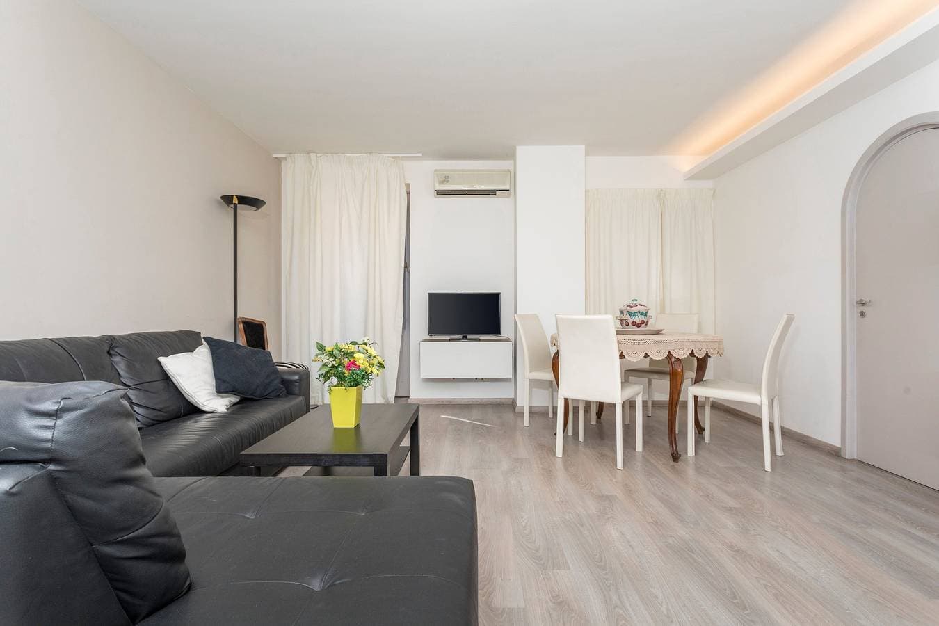 Foto 2 von 26: Ferienhaus 'Domus Elisae - Taormina' mit Klimaanlage