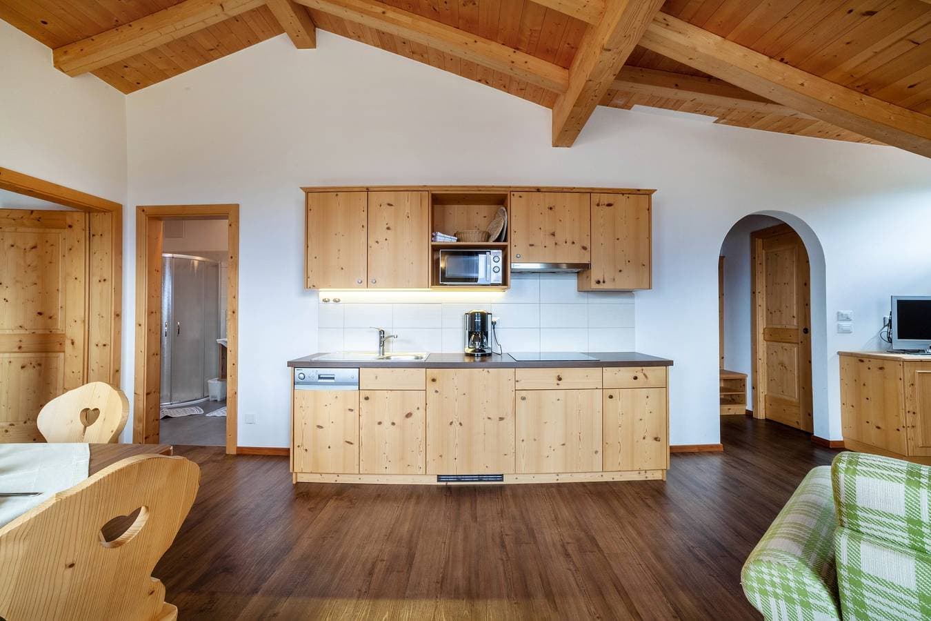 Foto 7 von 23: Gemütliche Ferienwohnung 'Gassbauerhof Ober' mit Balkon, Blick auf die Berge und WLAN
